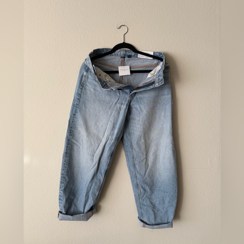 American Eagle Barrel Jeans